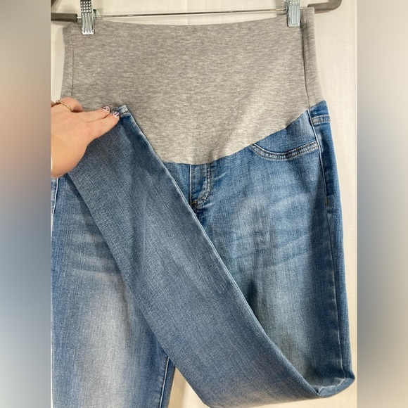 Maternity jeans like new 28” inseam size medium/6 - Picture 6 of 8